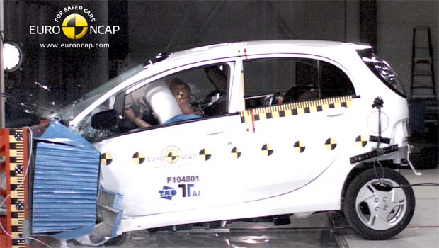 mitsubishi-i-MiEV-crash-test Mitsubishi I-Miev crash test